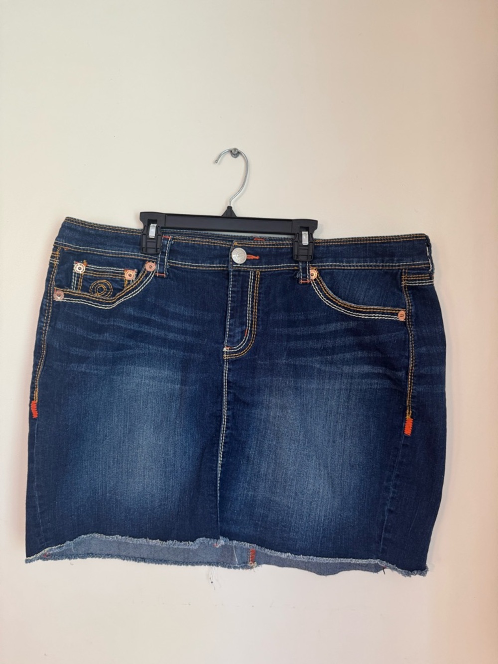 Seven7 Dark Blue Denim Mini Skirt with Contrast Stitching in size 18